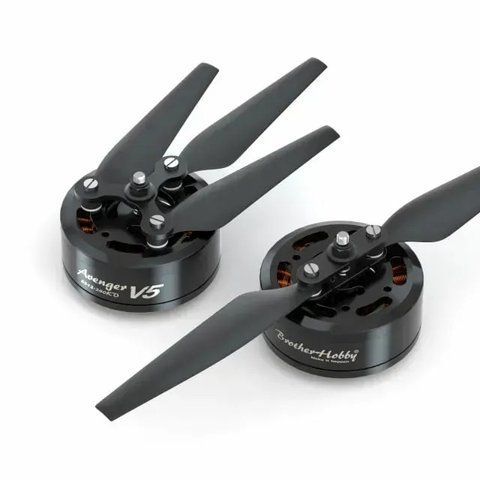 Двигун BrotherHobby Avenger 6215 V5 240KV